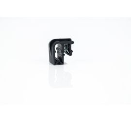 Een zwarte SKC 1 solar clip op een witte achtergrond.