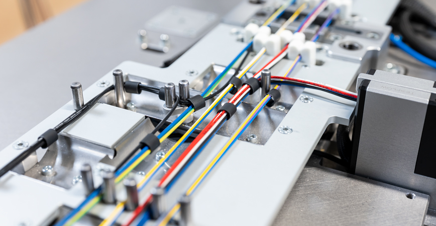 Von Einzelkomponenten zu kompletten Kabellösungen: Wie AVT Produktionssicherheit gewährleistet